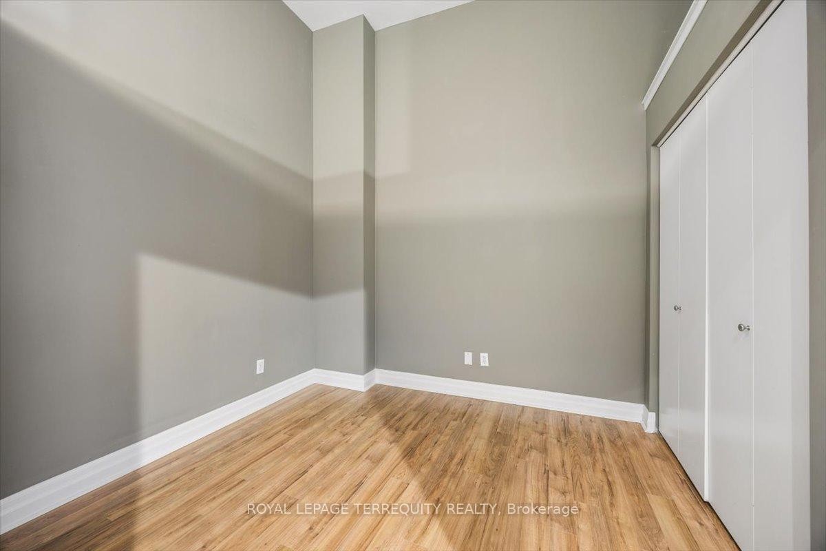 









276


King

Street West, 301,
Kitchener,




ON
N2G 1B6

