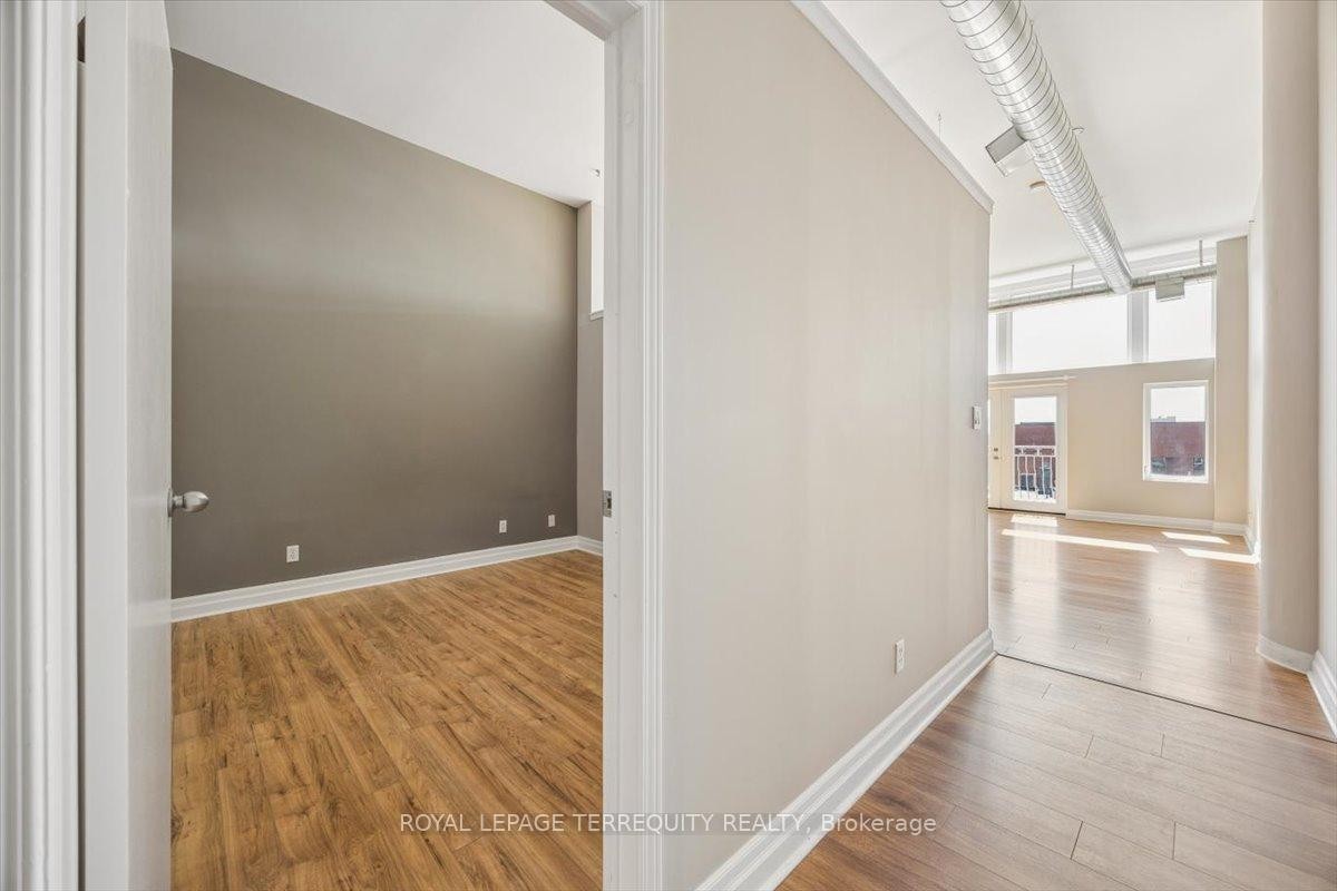 









276


King

Street West, 301,
Kitchener,




ON
N2G 1B6

