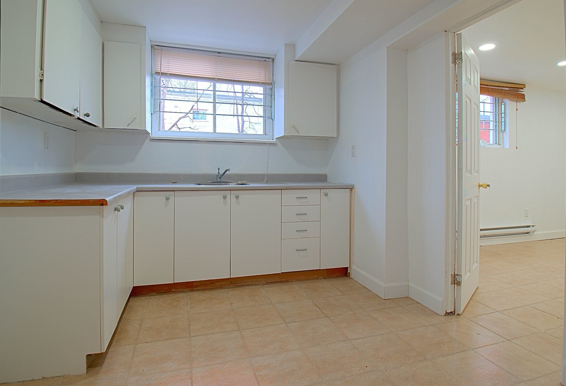 









40


Rue Principale

,
Gatineau (Aylmer),




QC
J9H3L1

