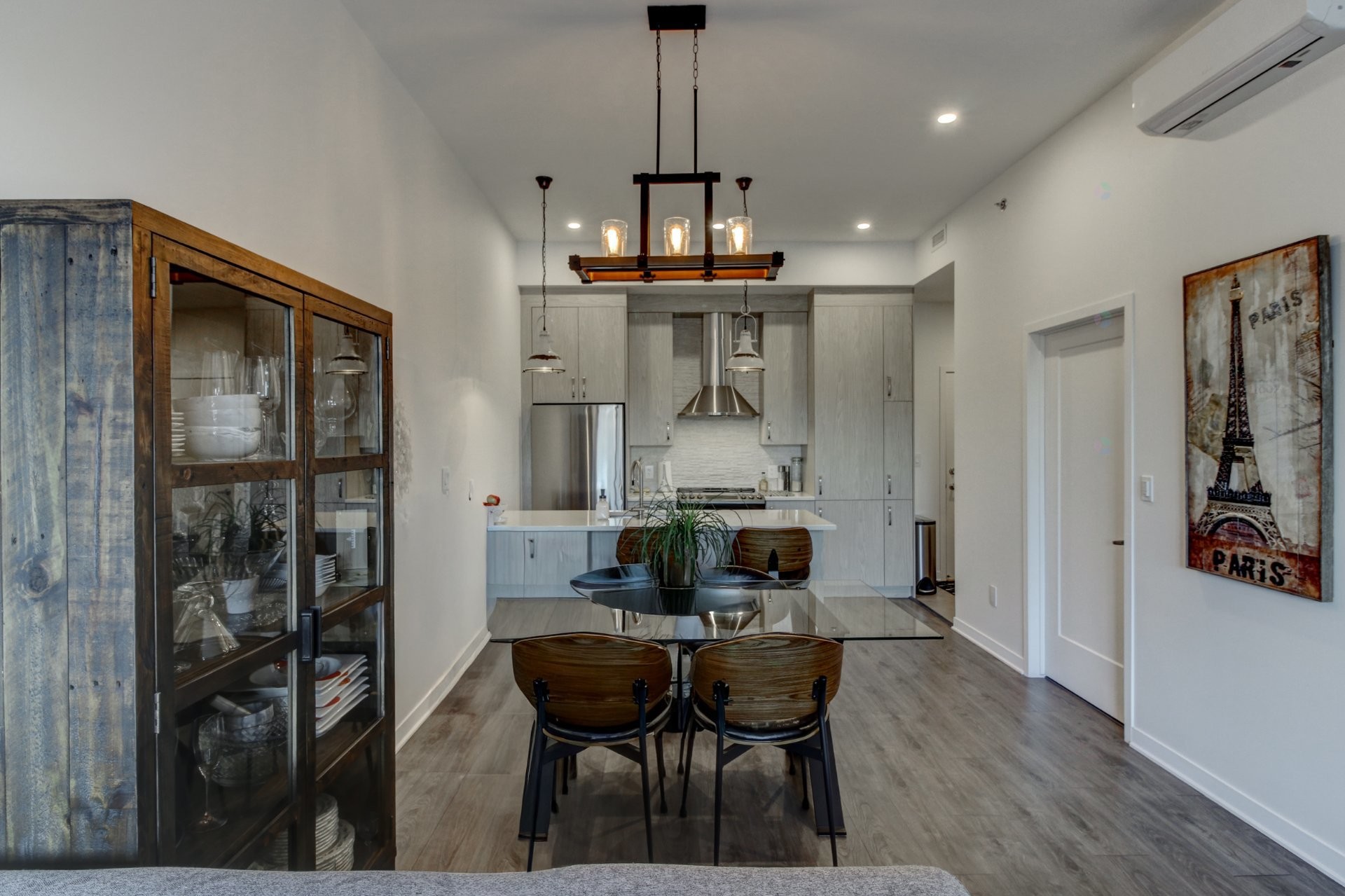 









1320


Rue Custine

, 405,
Saint-Jérôme,




QC
J7Z0M1

