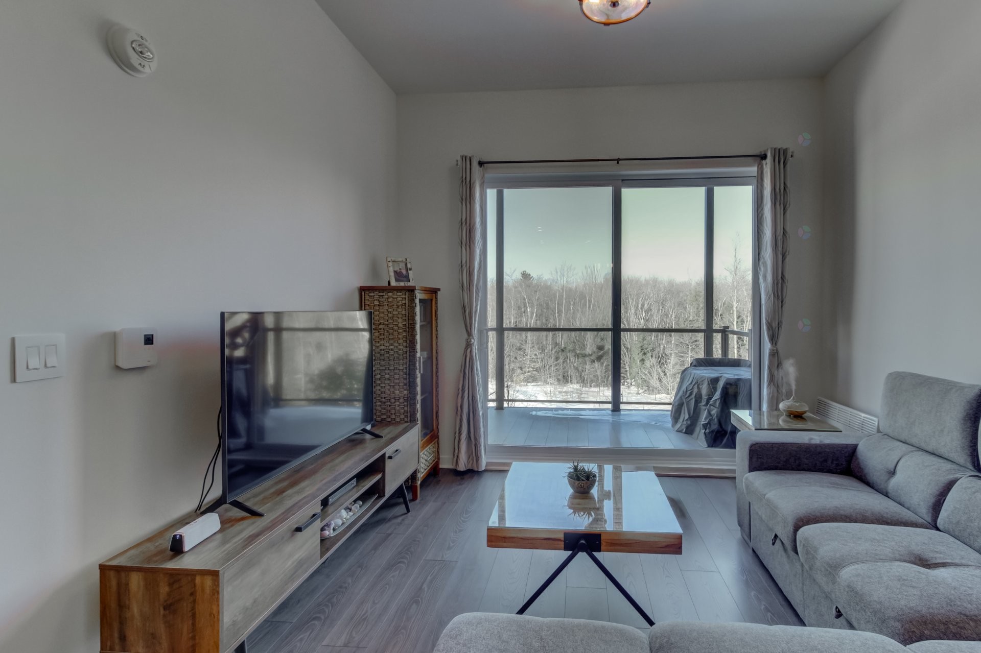 









1320


Rue Custine

, 405,
Saint-Jérôme,




QC
J7Z0M1

