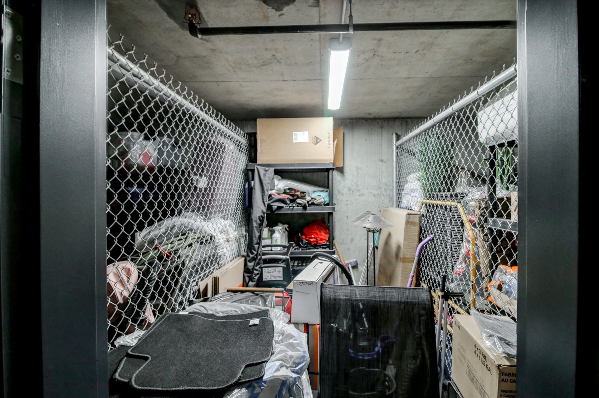 









1320


Rue Custine

, 405,
Saint-Jérôme,




QC
J7Z0M1

