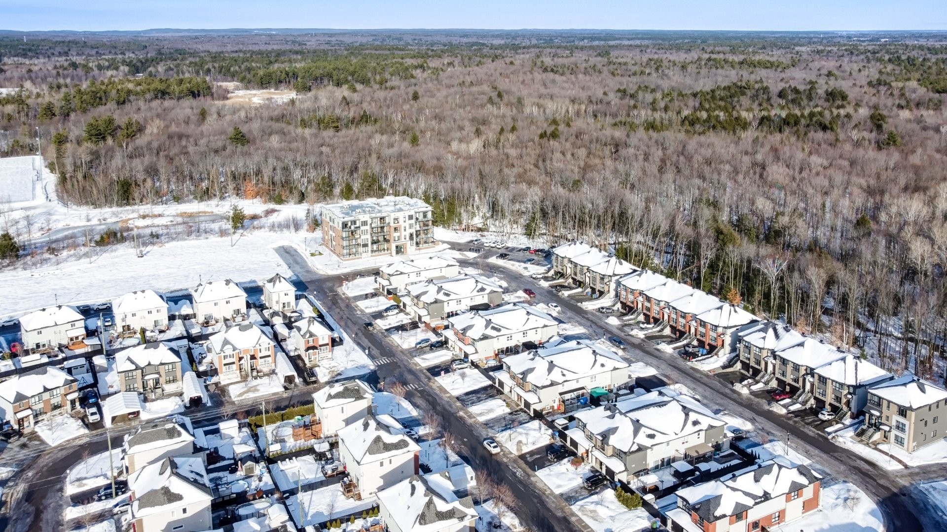 









1320


Rue Custine

, 405,
Saint-Jérôme,




QC
J7Z0M1

