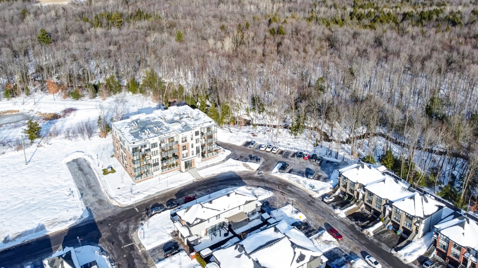 









1320


Rue Custine

, 405,
Saint-Jérôme,




QC
J7Z0M1

