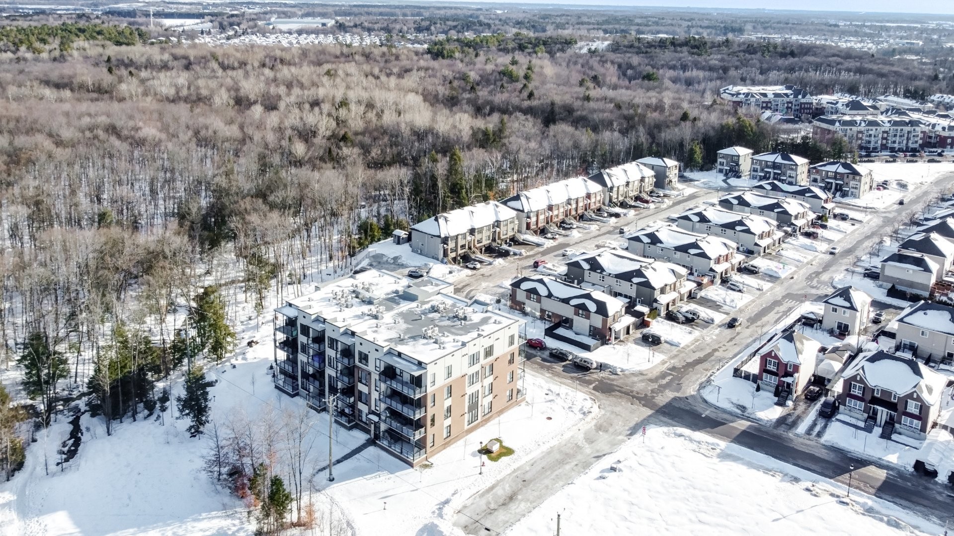 









1320


Rue Custine

, 405,
Saint-Jérôme,




QC
J7Z0M1

