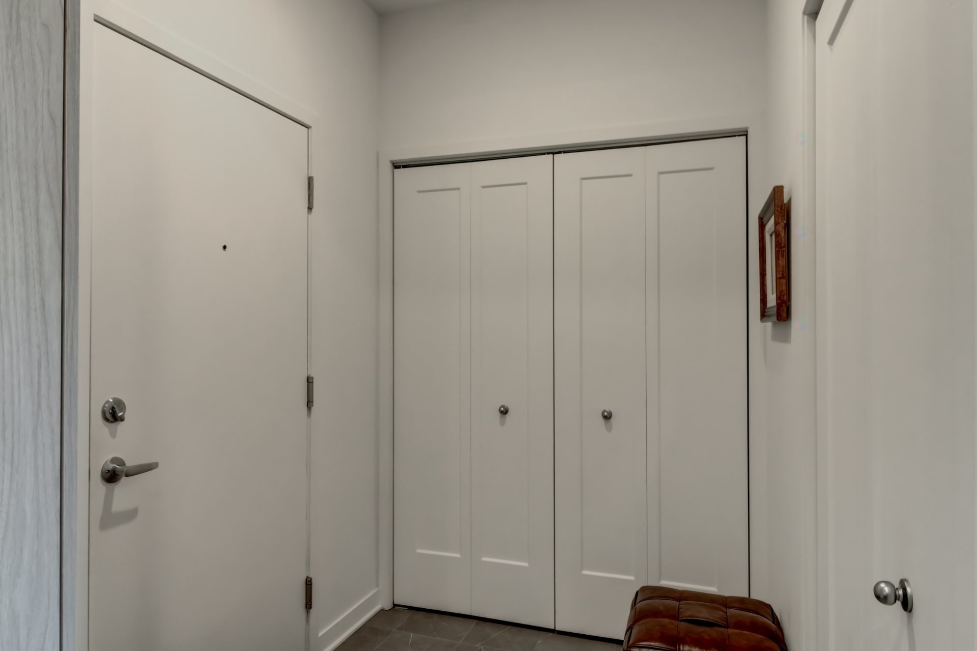 









1320


Rue Custine

, 405,
Saint-Jérôme,




QC
J7Z0M1

