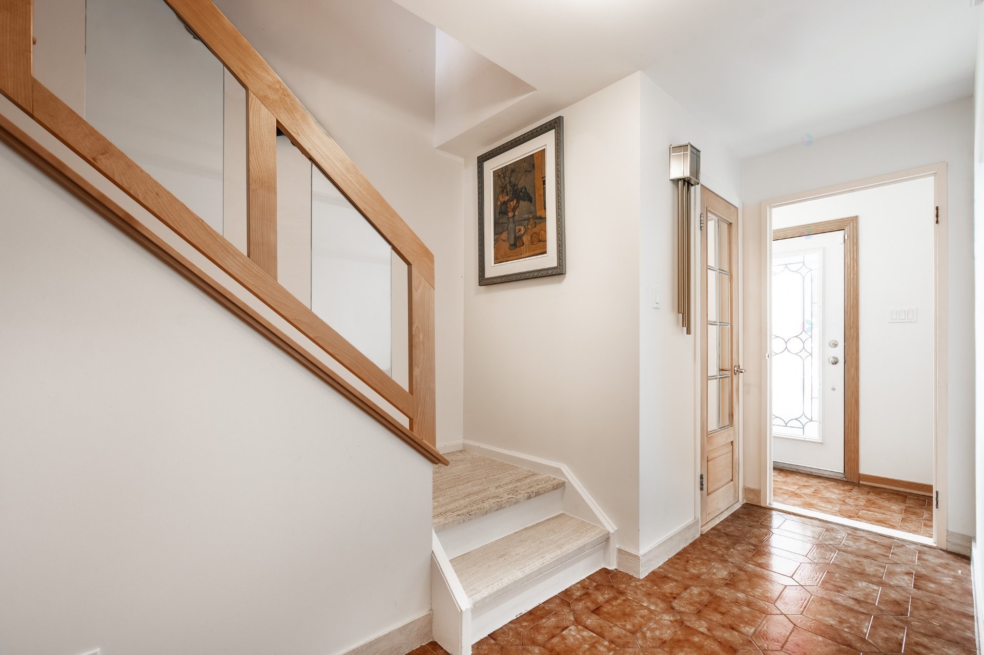 









1395


Place Port-Royal

,
Brossard,




QC
J4W1S7

