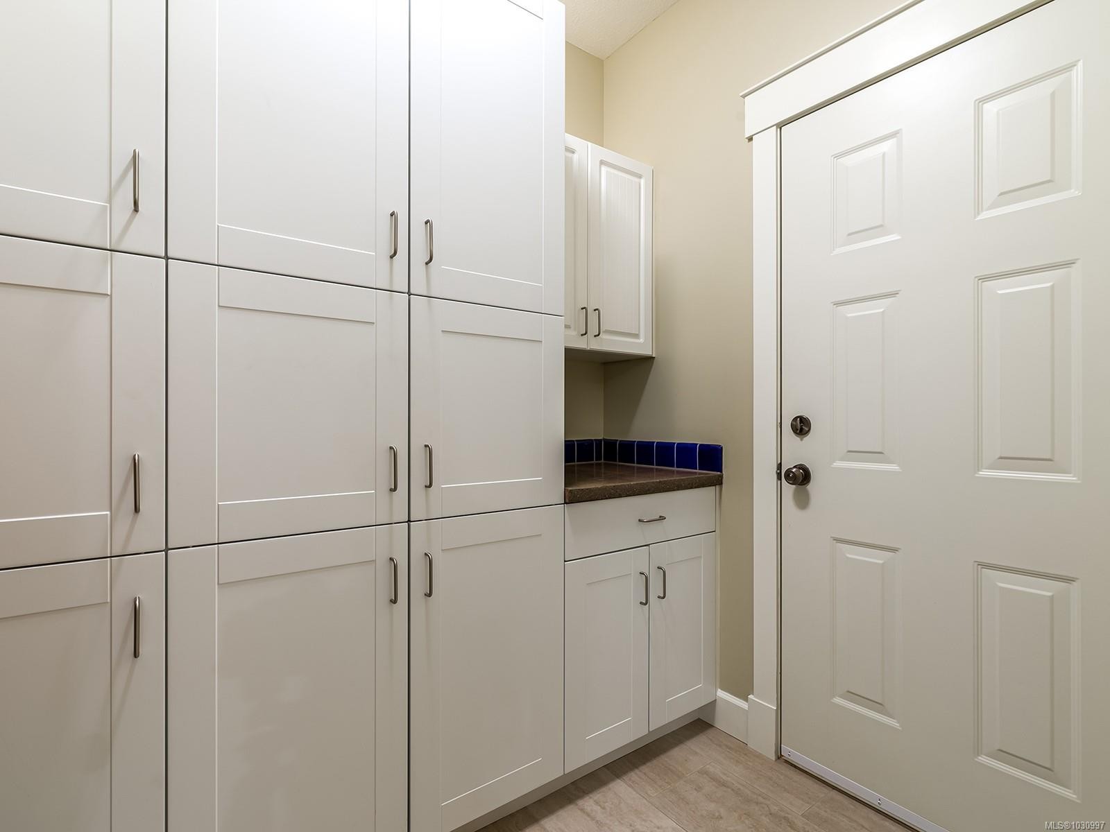 









5790


Garnet

Pl,
Nanaimo,




BC
V9T 6S1

