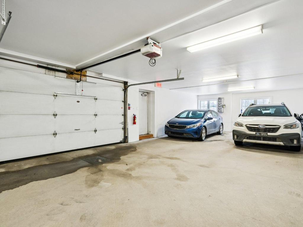 









2405


Rue Versailles

, 403,
Mascouche,




QC
J7K0L3

