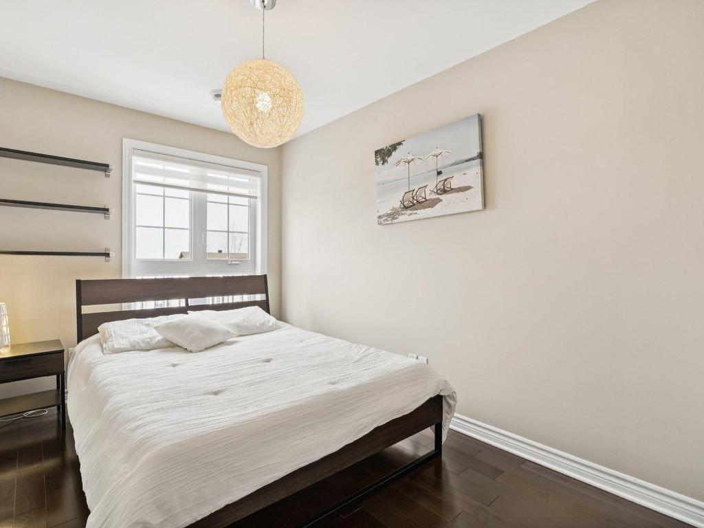 









2405


Rue Versailles

, 403,
Mascouche,




QC
J7K0L3

