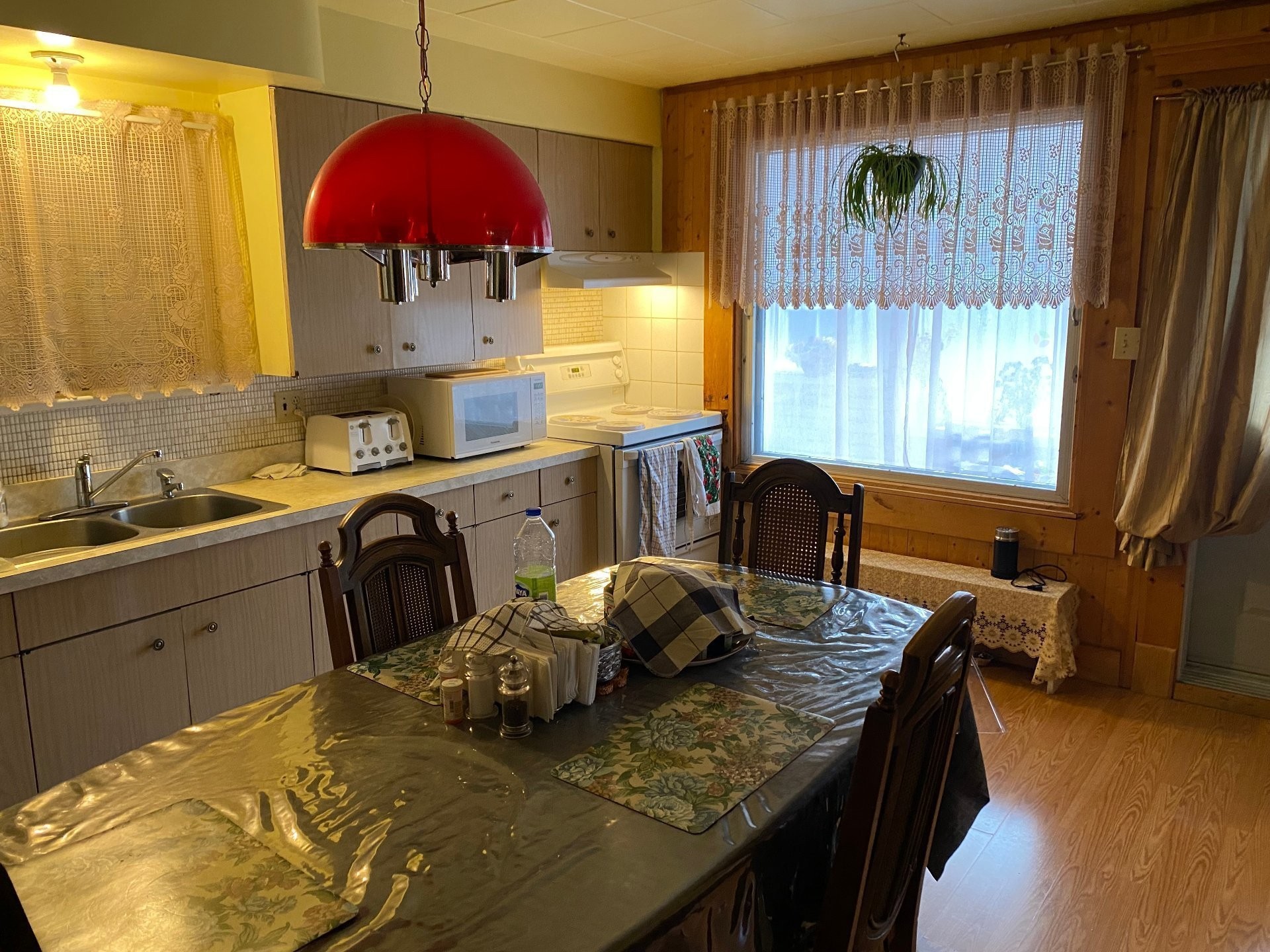 









10


Rue Napoléon

,
Sept-Îles,




QC
G4R3K4

