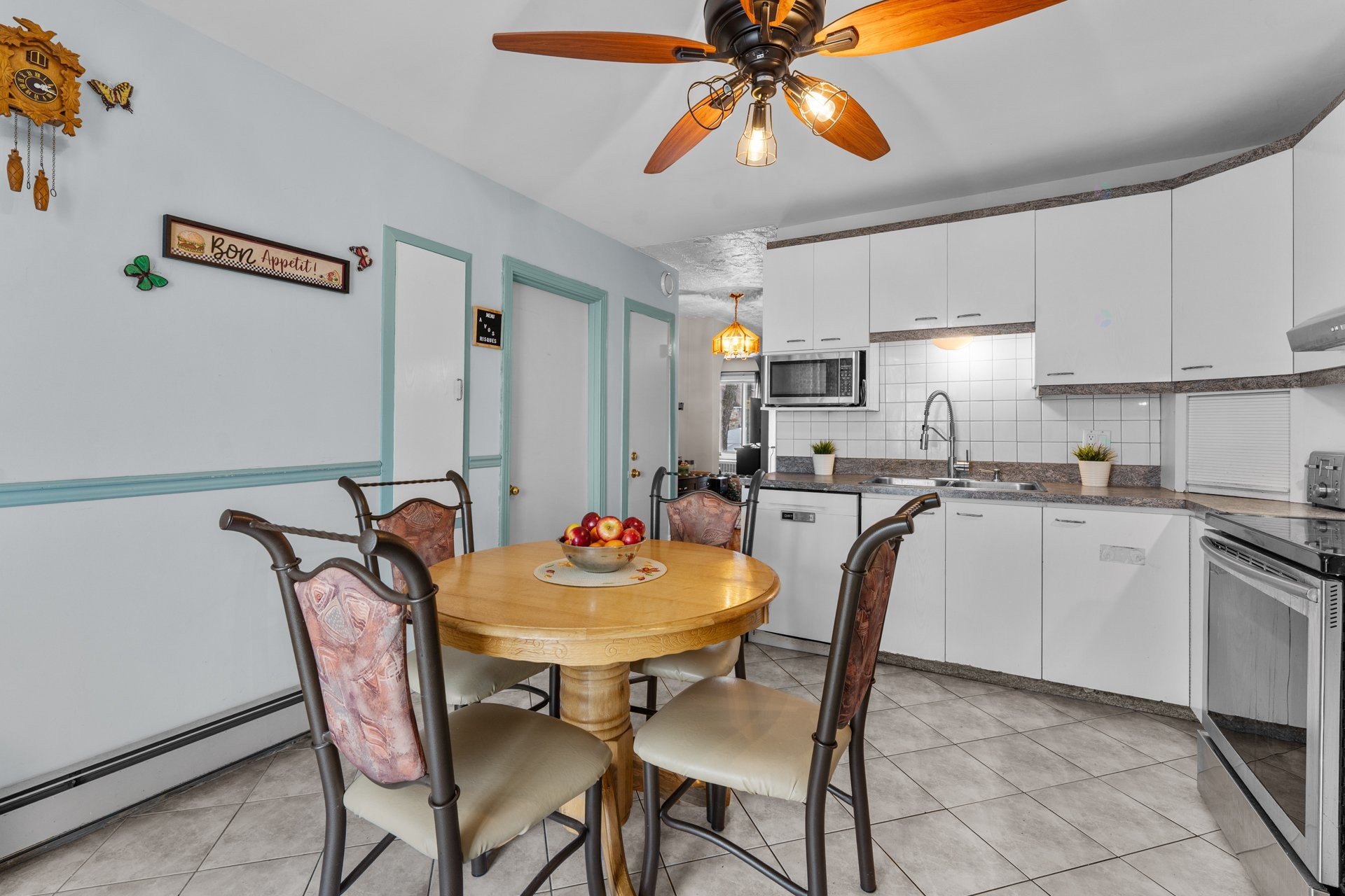 









2585


Boul. Lapointe

,
Montréal (Mercier/Hochelaga-Maisonneuve),




QC
H1L5L8

