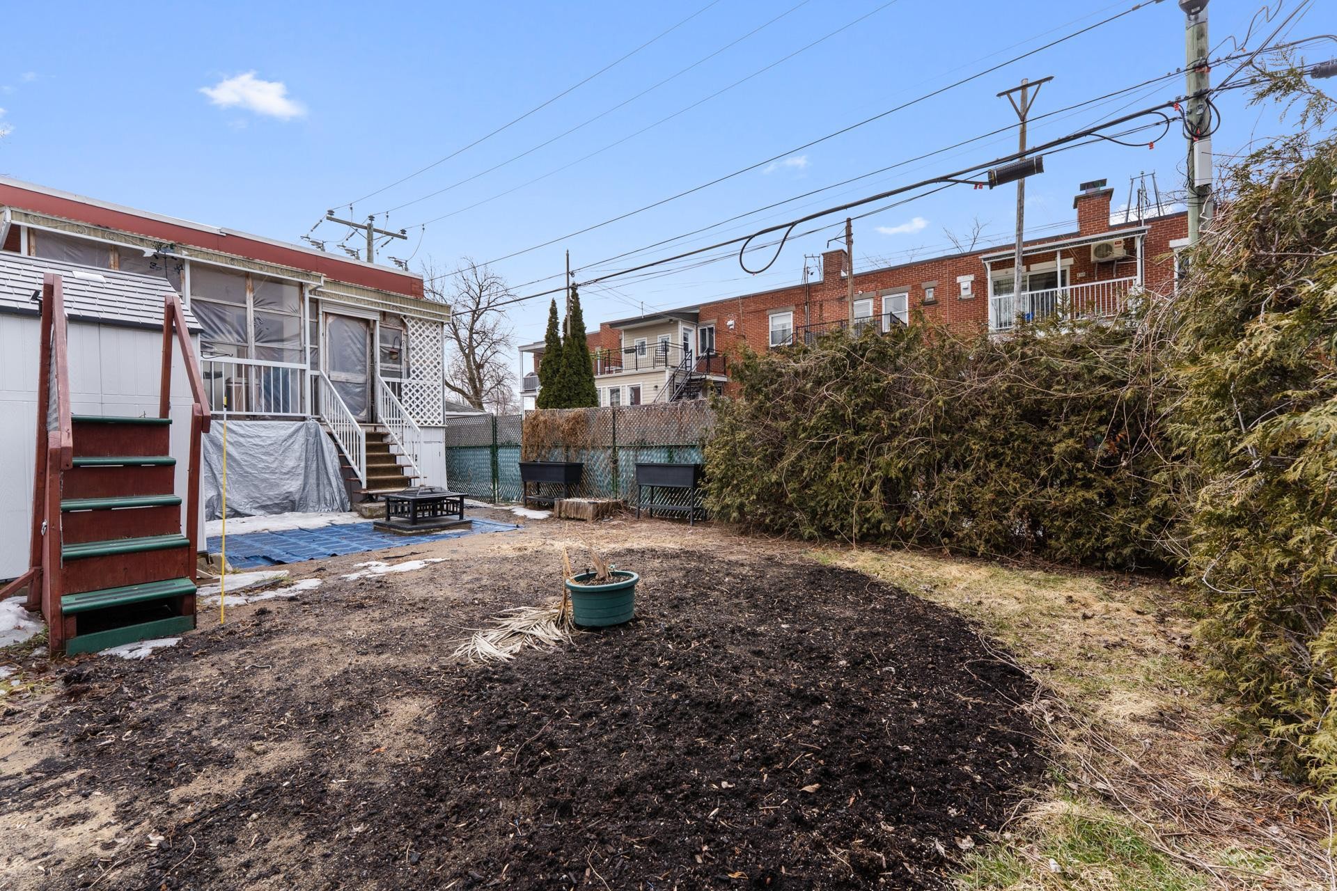 









2585


Boul. Lapointe

,
Montréal (Mercier/Hochelaga-Maisonneuve),




QC
H1L5L8

