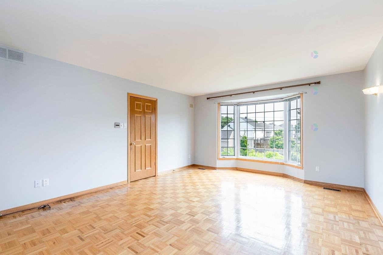 









28


Rue de la Caravelle

,
Kirkland,




QC
H9H4Z5

