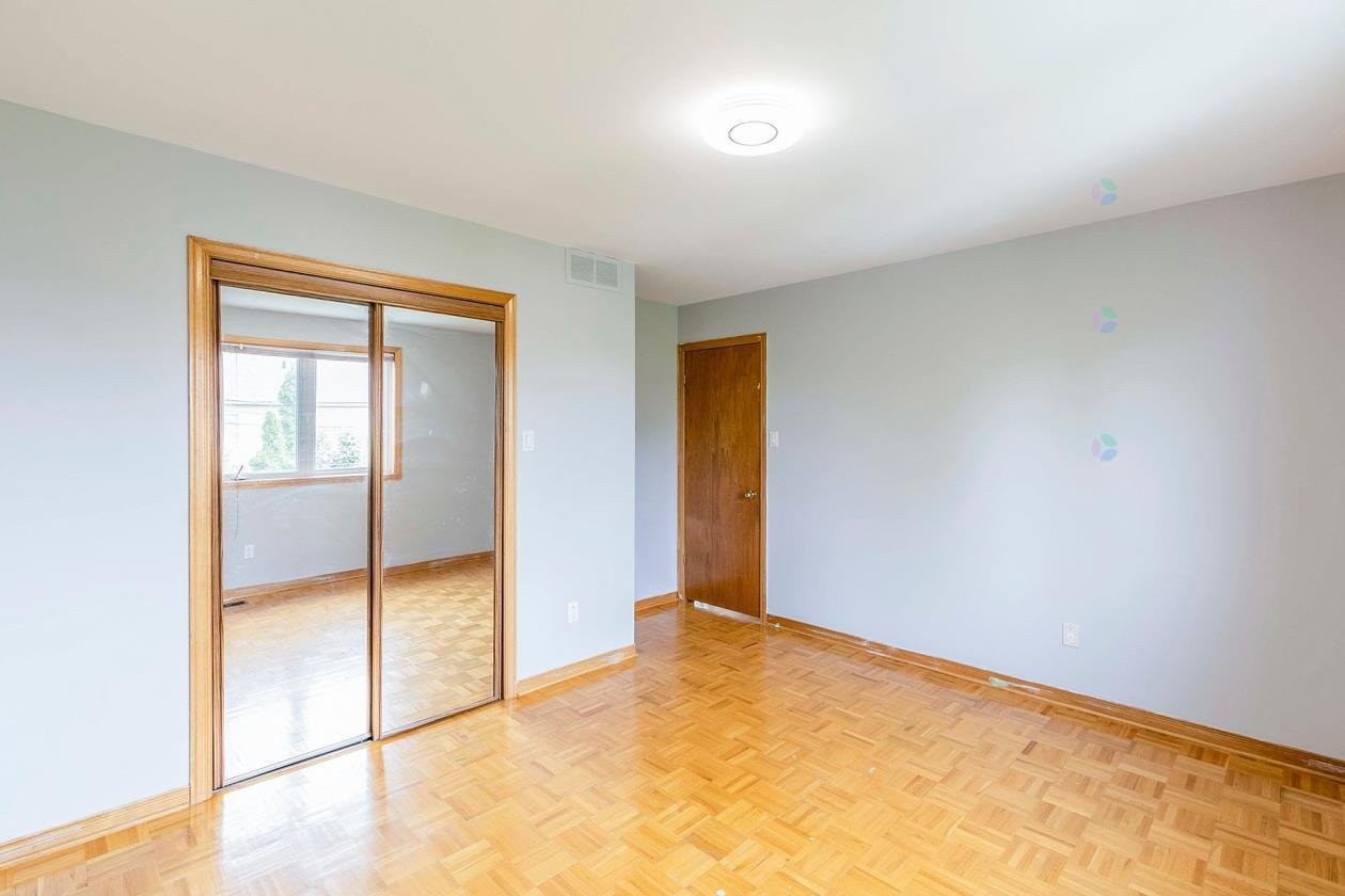 









28


Rue de la Caravelle

,
Kirkland,




QC
H9H4Z5

