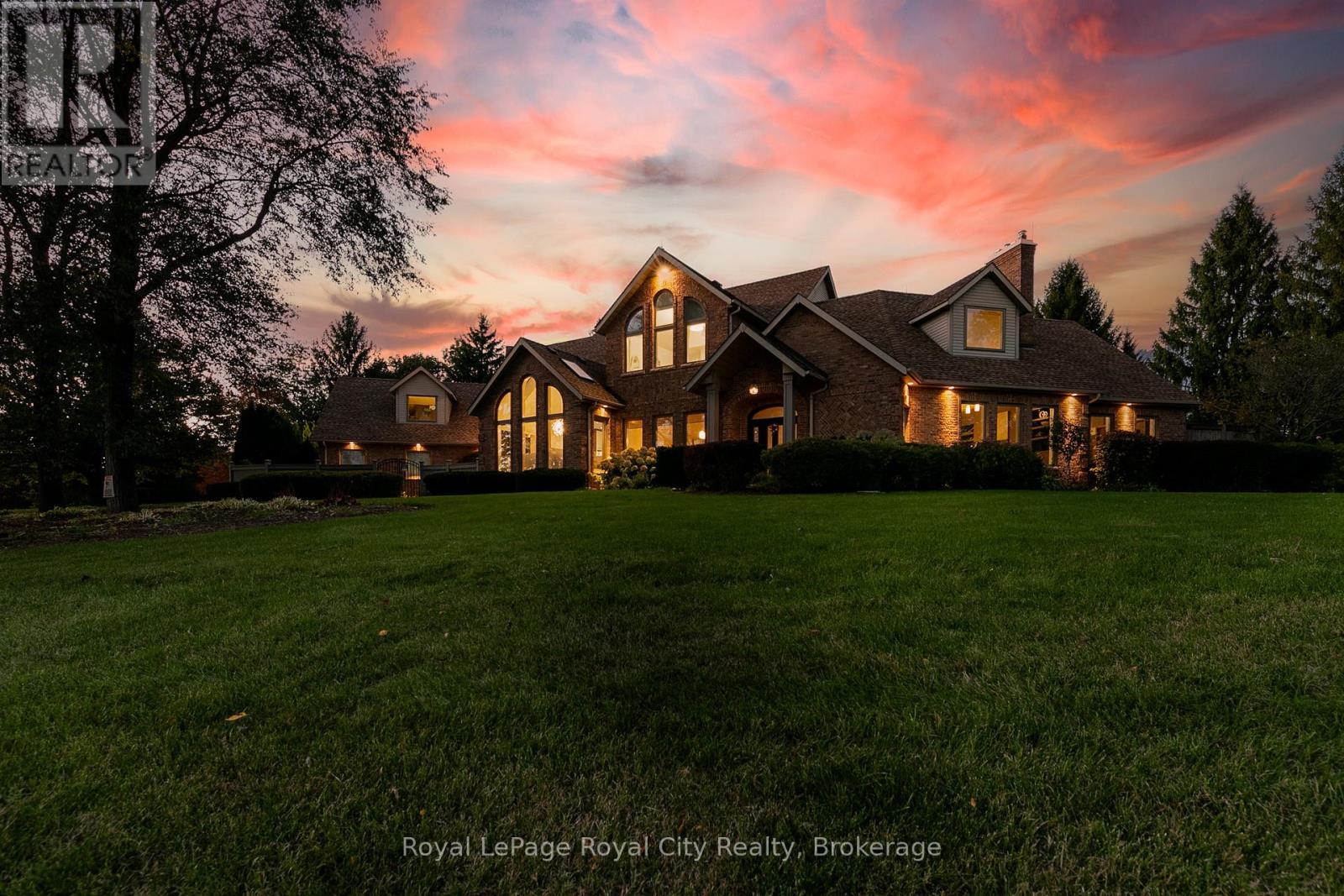 












20 FOX RUN DRIVE

,
Puslinch,




Ontario
N0B2J0

