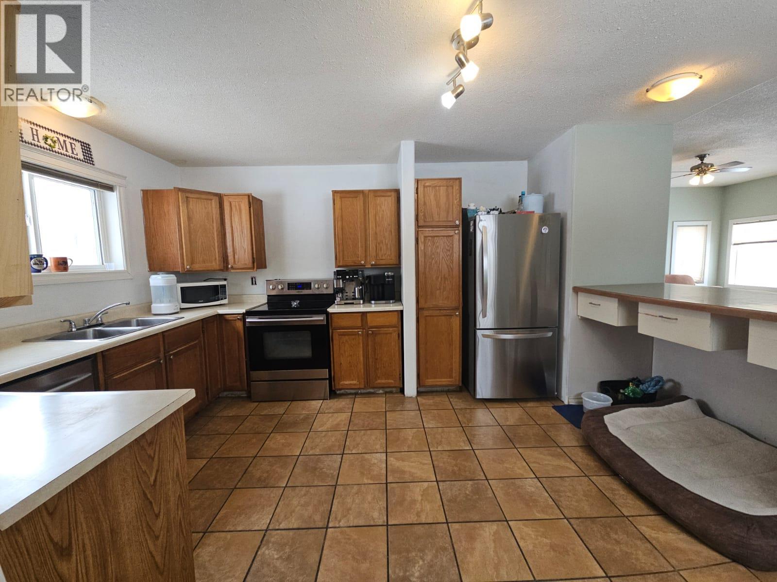 












5746 97 Highway

,
Dawson Creek,




British Columbia
V1G0J3

