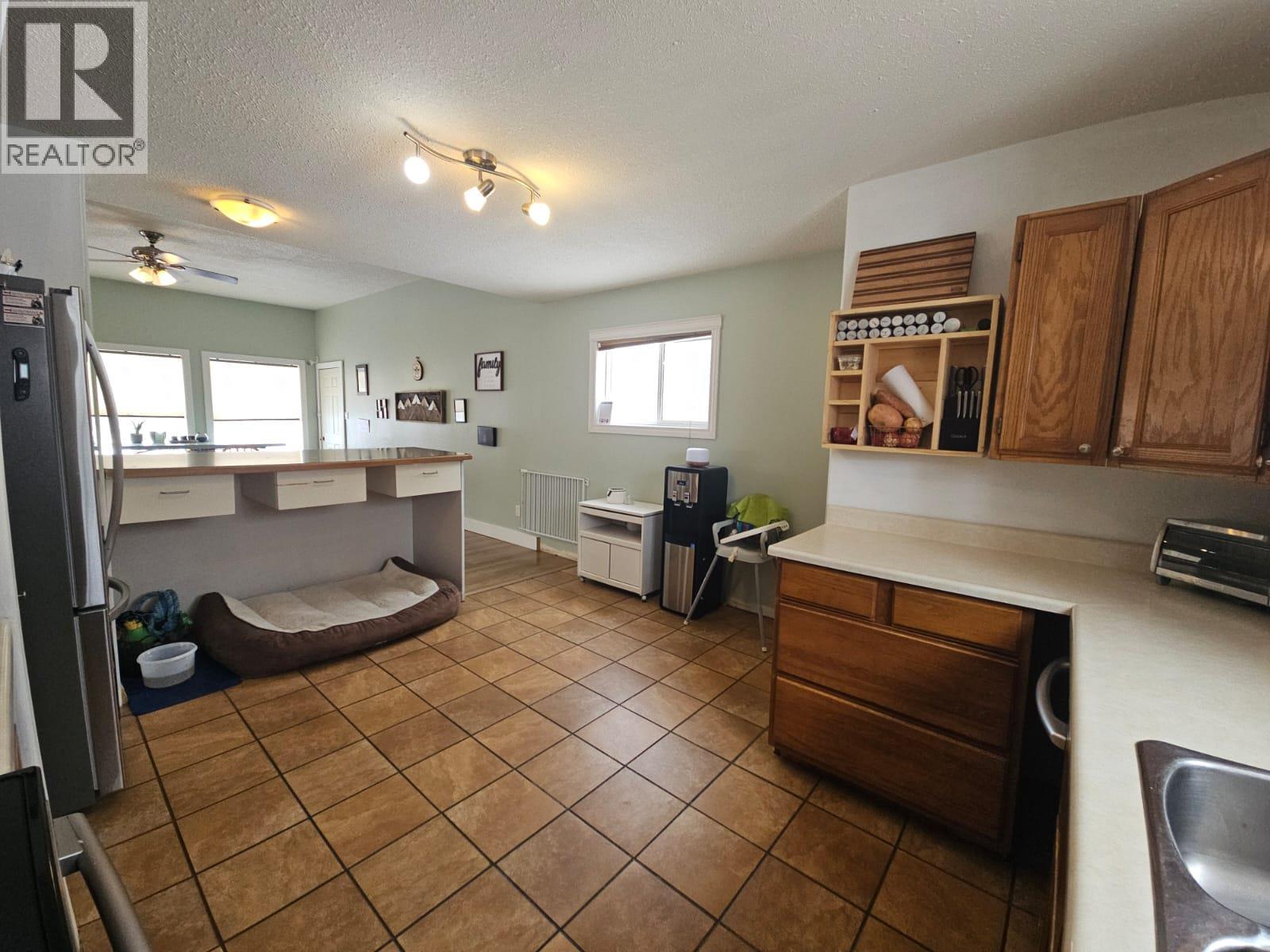 












5746 97 Highway

,
Dawson Creek,




British Columbia
V1G0J3

