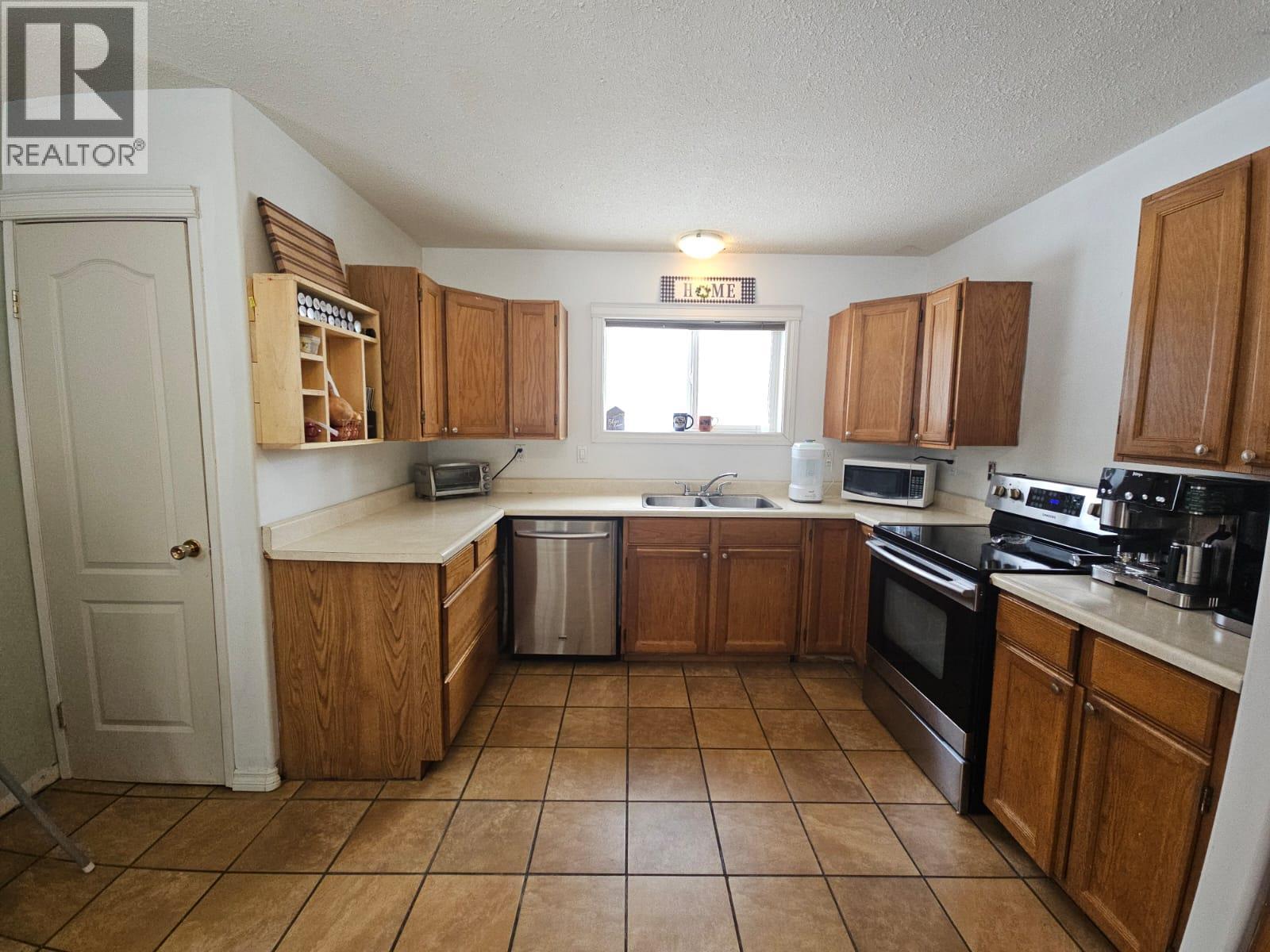 












5746 97 Highway

,
Dawson Creek,




British Columbia
V1G0J3

