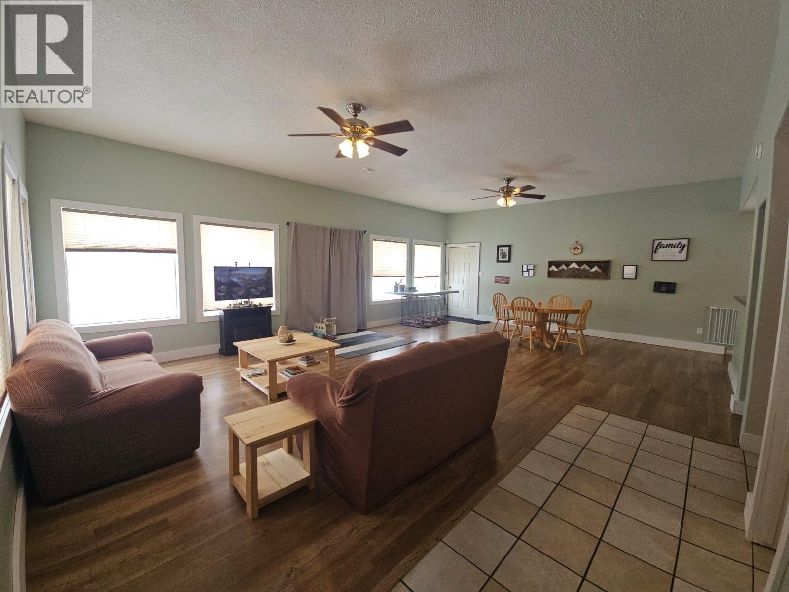 












5746 97 Highway

,
Dawson Creek,




British Columbia
V1G0J3

