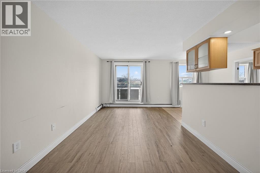 












851 QUEENSTON Road Unit# 204

,
Stoney Creek,




Ontario
L8G1B4

