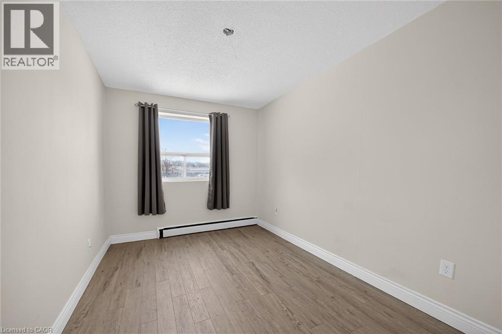 












851 QUEENSTON Road Unit# 204

,
Stoney Creek,




Ontario
L8G1B4

