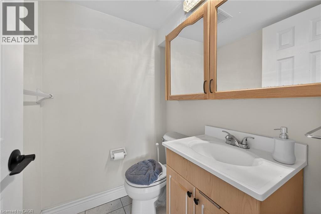 












851 QUEENSTON Road Unit# 204

,
Stoney Creek,




Ontario
L8G1B4

