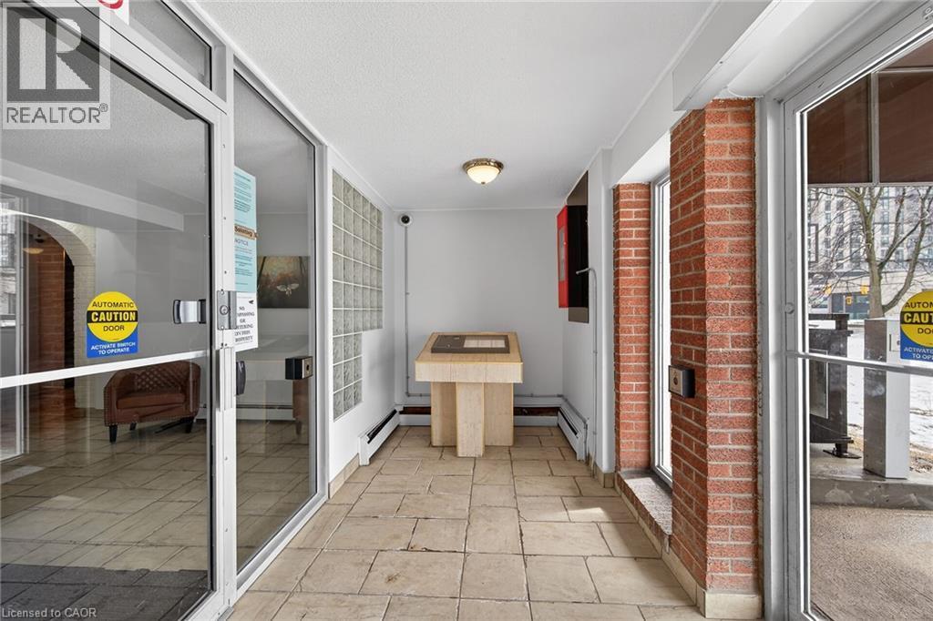 












851 QUEENSTON Road Unit# 204

,
Stoney Creek,




Ontario
L8G1B4

