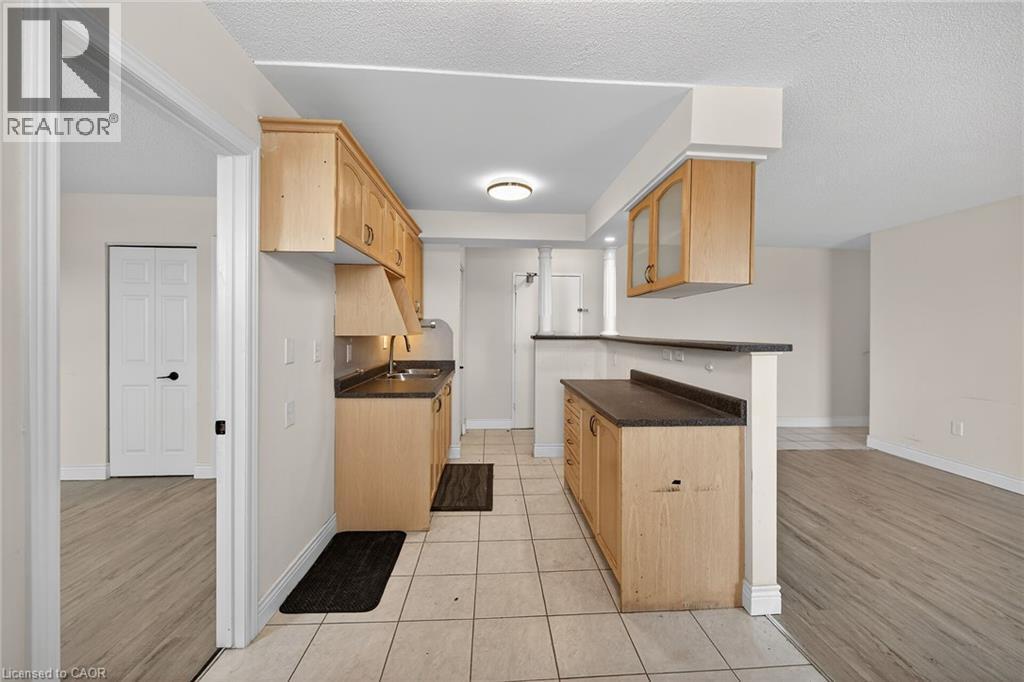 












851 QUEENSTON Road Unit# 204

,
Stoney Creek,




Ontario
L8G1B4

