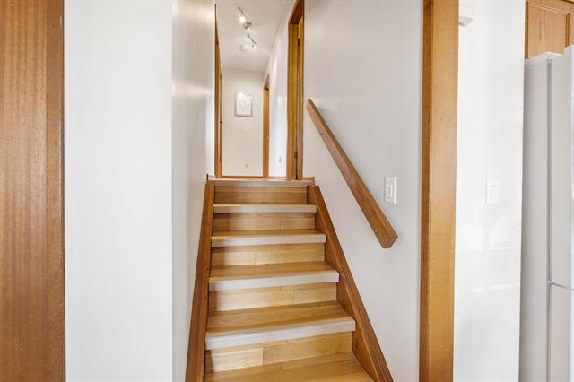 









341


Egesz

ST,
Winnipeg,




MB
R2R 2G9

