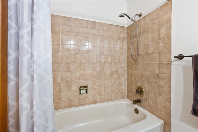 









341


Egesz

ST,
Winnipeg,




MB
R2R 2G9

