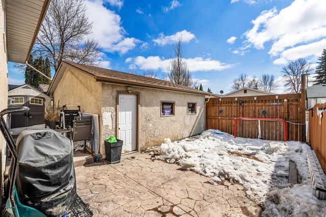 









341


Egesz

ST,
Winnipeg,




MB
R2R 2G9

