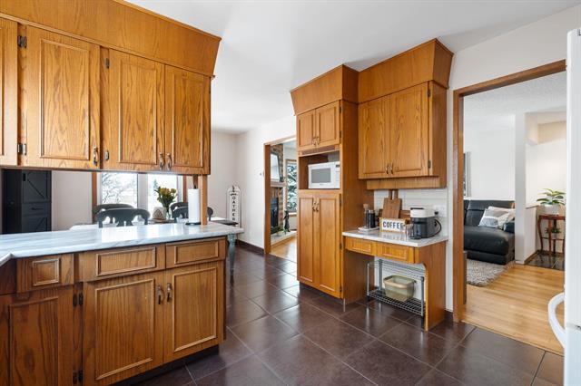 









341


Egesz

ST,
Winnipeg,




MB
R2R 2G9

