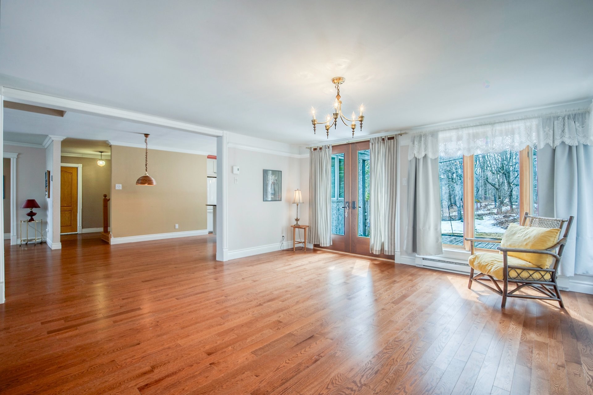 









2055


Rue du Sommet-Trinité

,
Saint-Bruno-de-Montarville,




QC
J3V6E3

