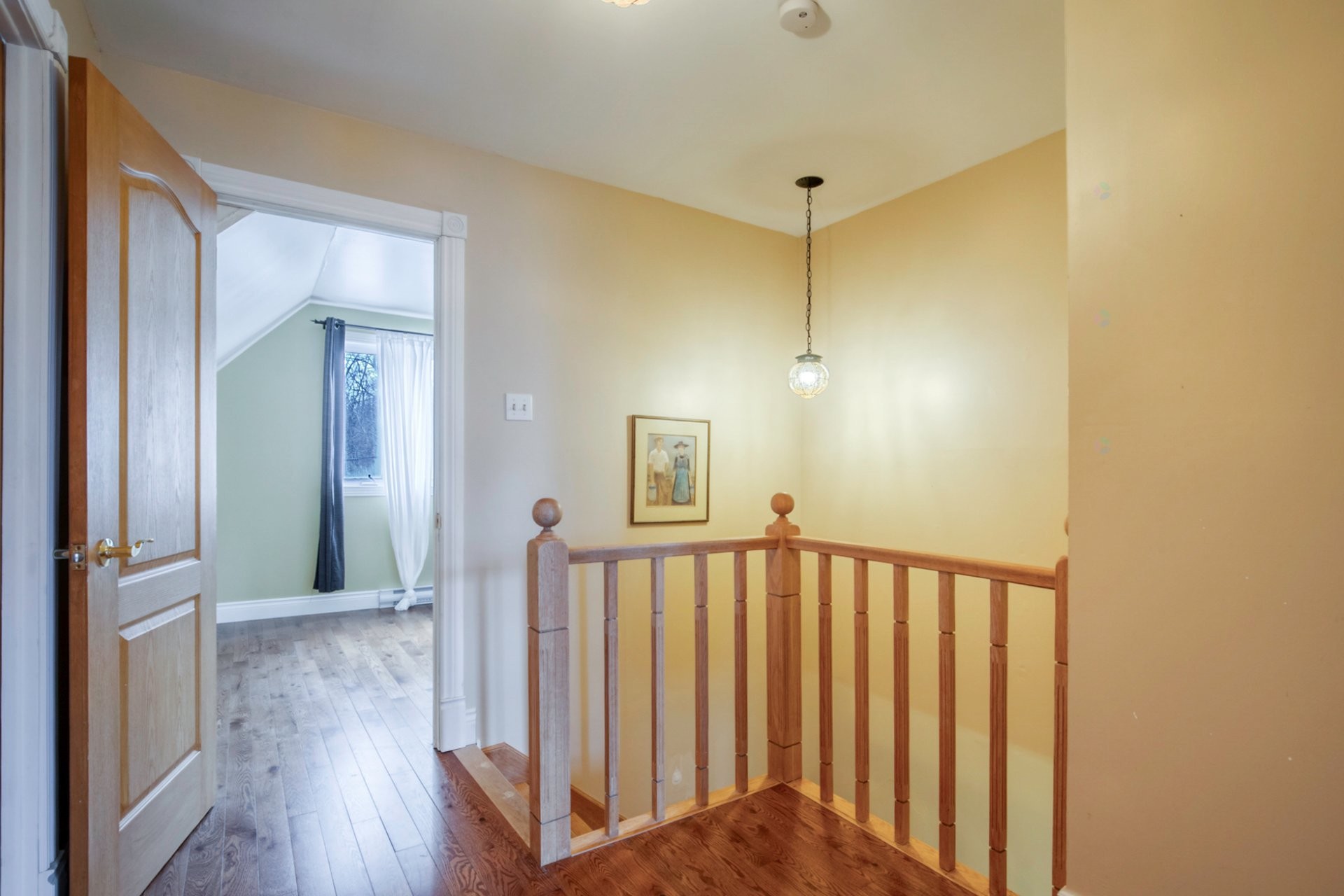 









2055


Rue du Sommet-Trinité

,
Saint-Bruno-de-Montarville,




QC
J3V6E3

