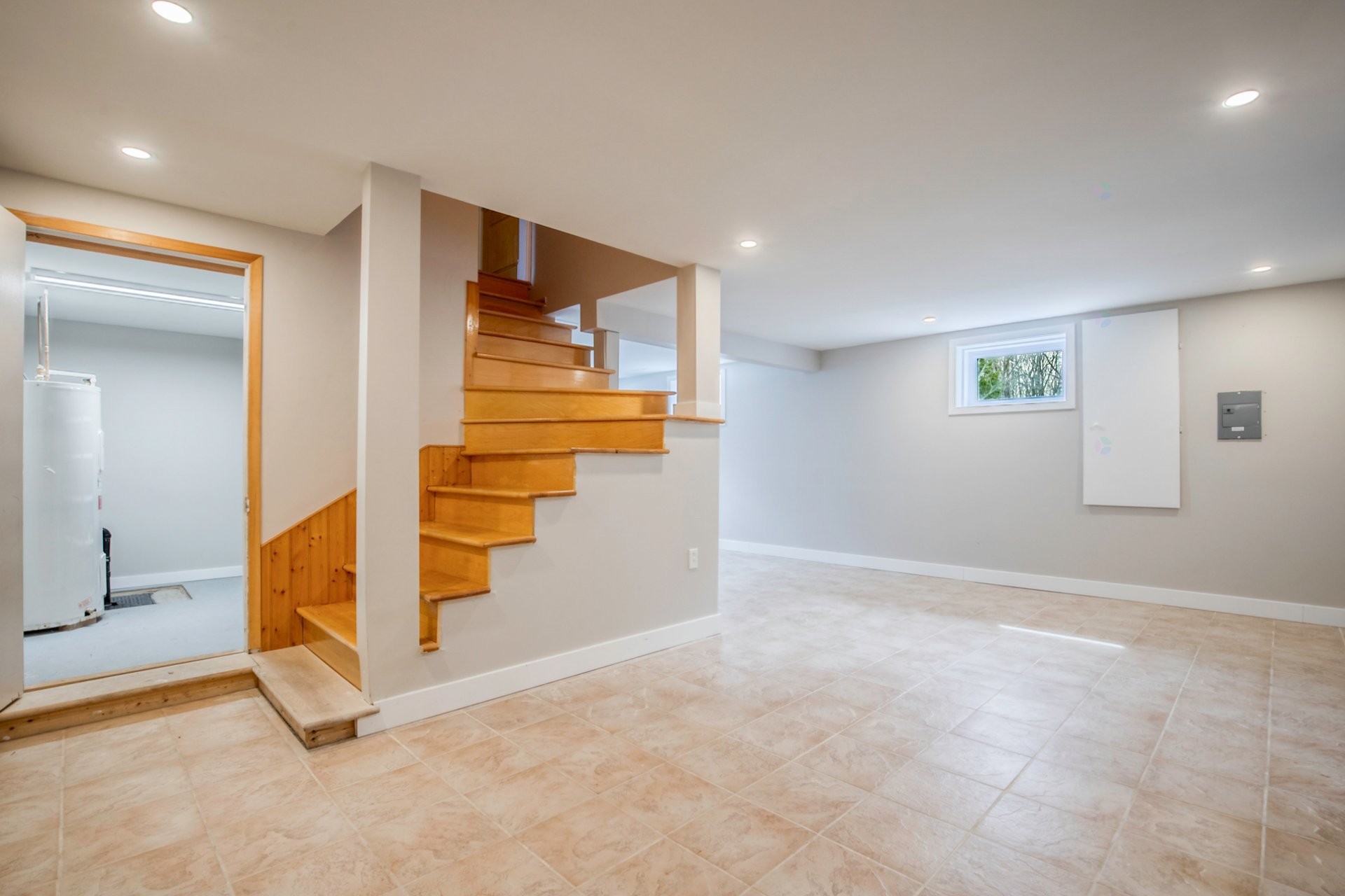 









2055


Rue du Sommet-Trinité

,
Saint-Bruno-de-Montarville,




QC
J3V6E3

