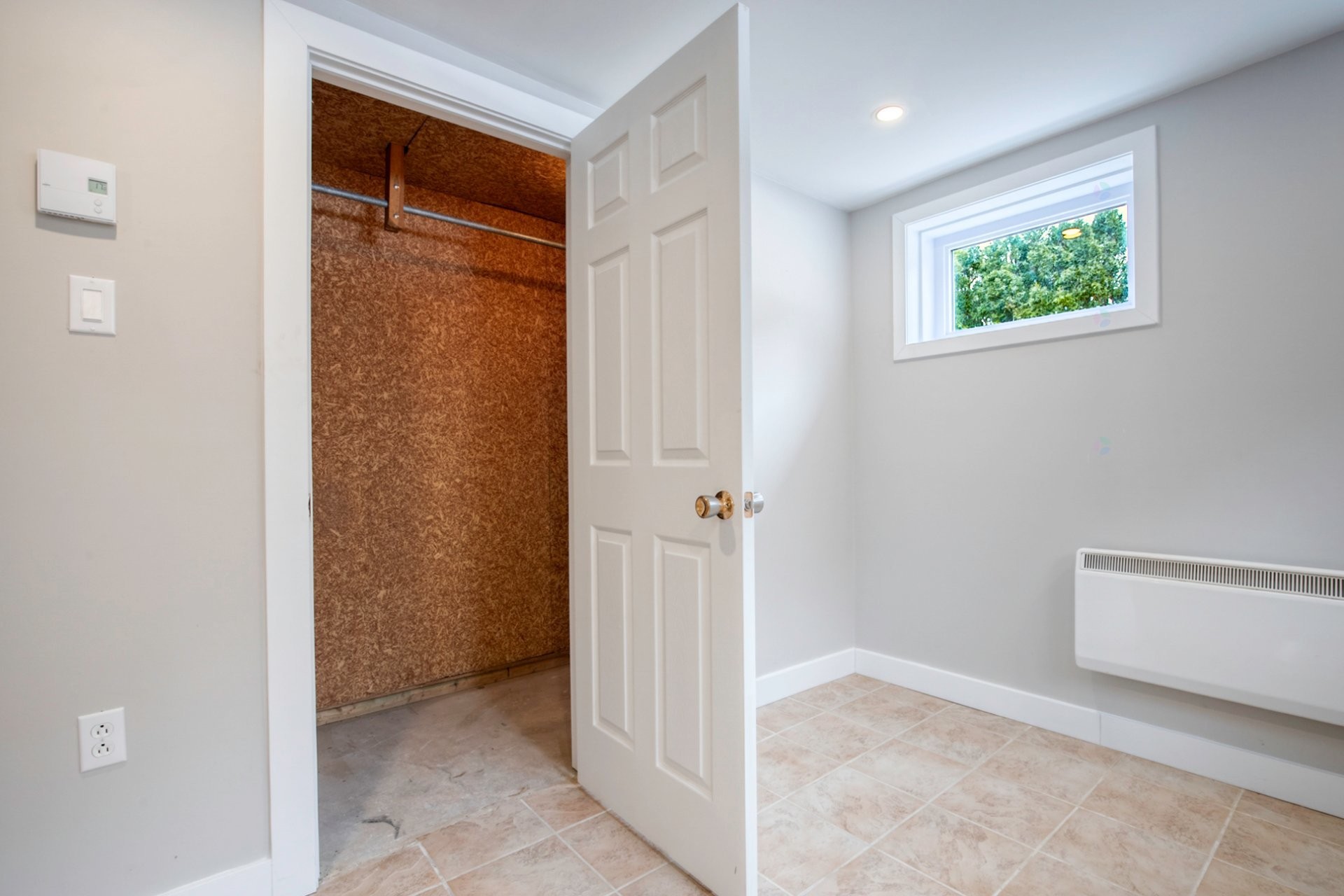 









2055


Rue du Sommet-Trinité

,
Saint-Bruno-de-Montarville,




QC
J3V6E3

