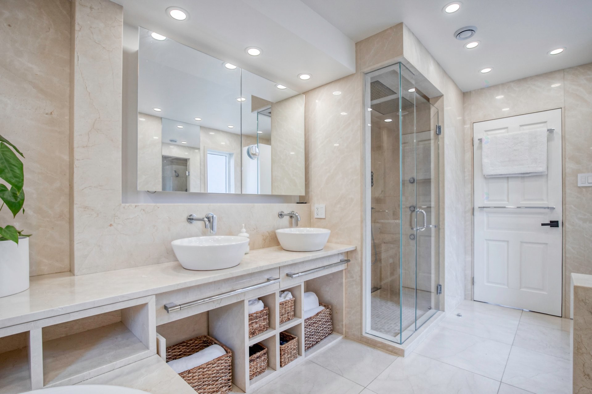 









140


Rue Beaumont O.

,
Saint-Bruno-de-Montarville,




QC
J3V6H9

