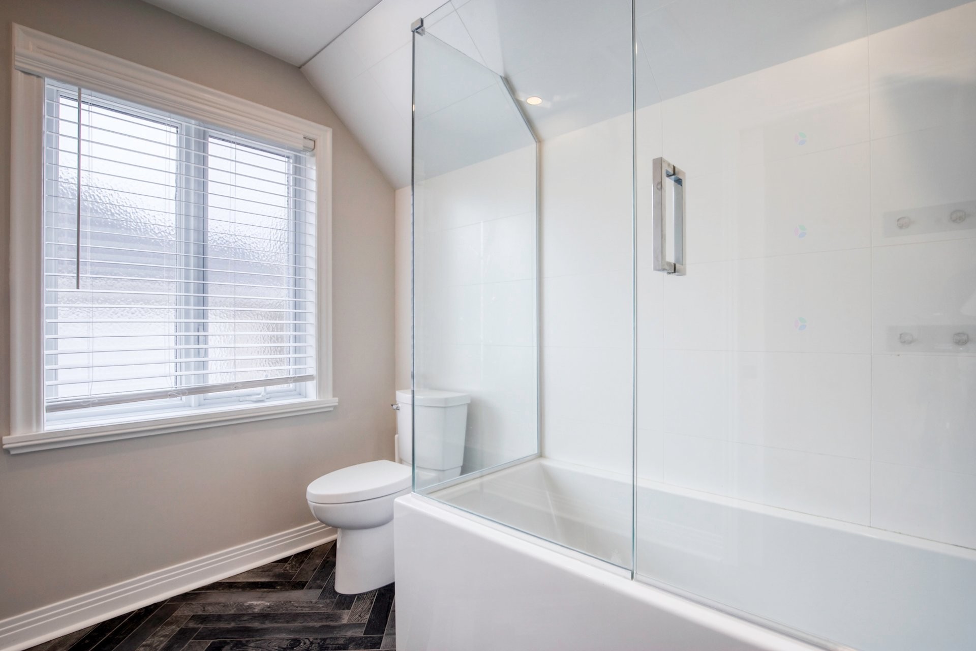 









140


Rue Beaumont O.

,
Saint-Bruno-de-Montarville,




QC
J3V6H9

