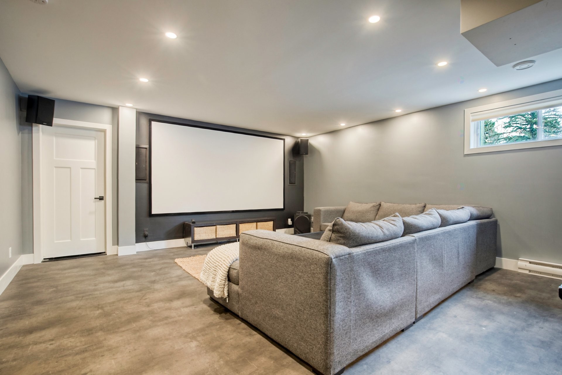 









140


Rue Beaumont O.

,
Saint-Bruno-de-Montarville,




QC
J3V6H9

