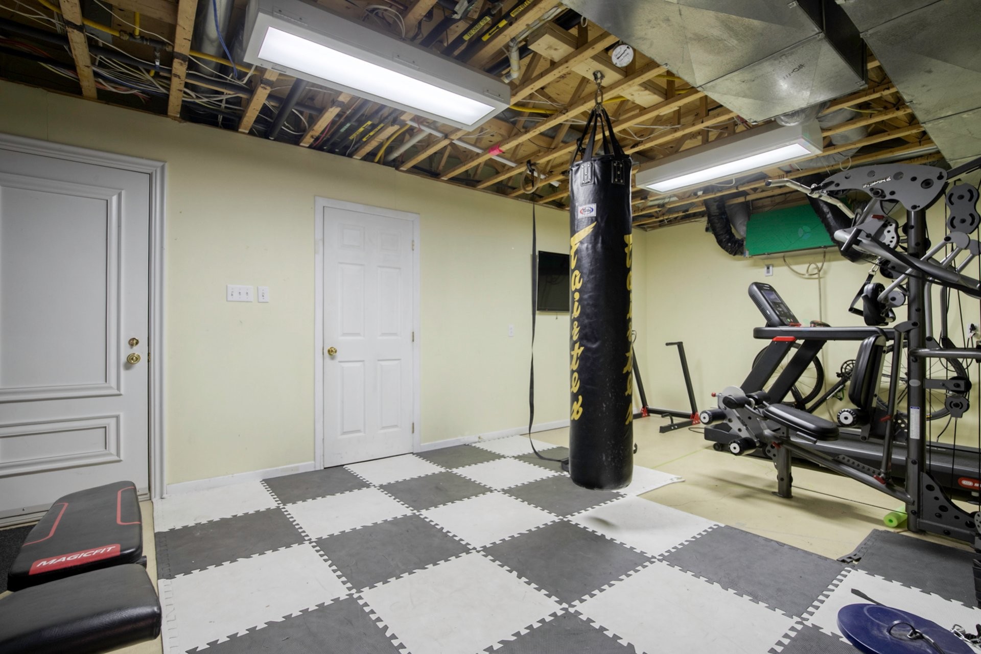 









140


Rue Beaumont O.

,
Saint-Bruno-de-Montarville,




QC
J3V6H9

