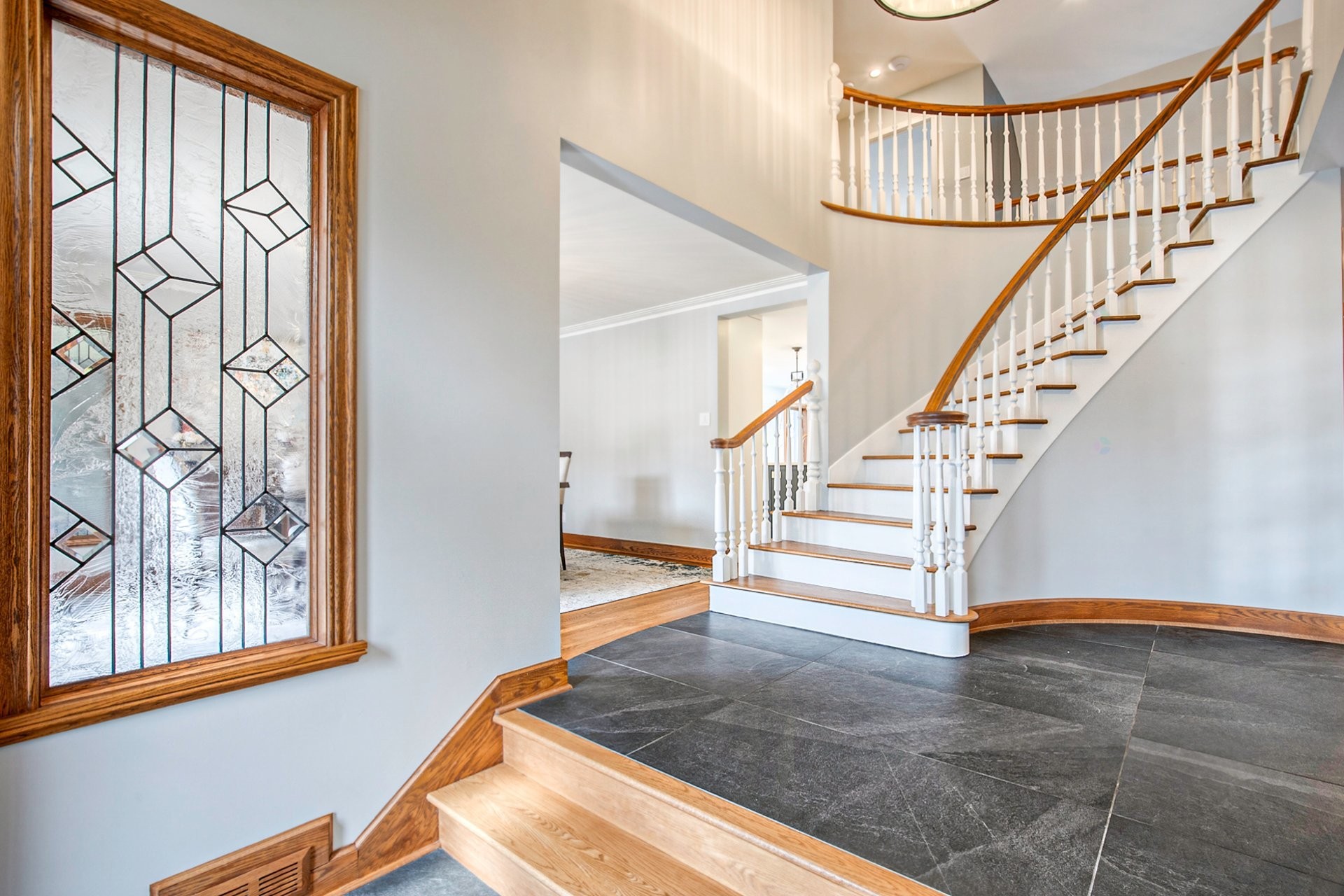 









140


Rue Beaumont O.

,
Saint-Bruno-de-Montarville,




QC
J3V6H9

