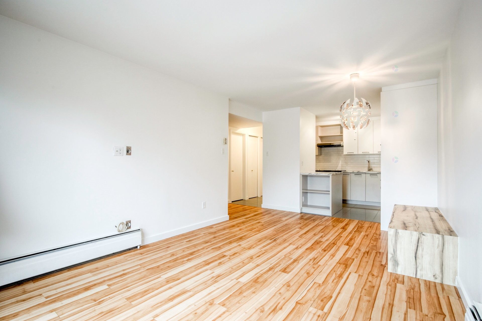 









1825


Rue Dunant

, 301,
Saint-Bruno-de-Montarville,




QC
J3V2Y3

