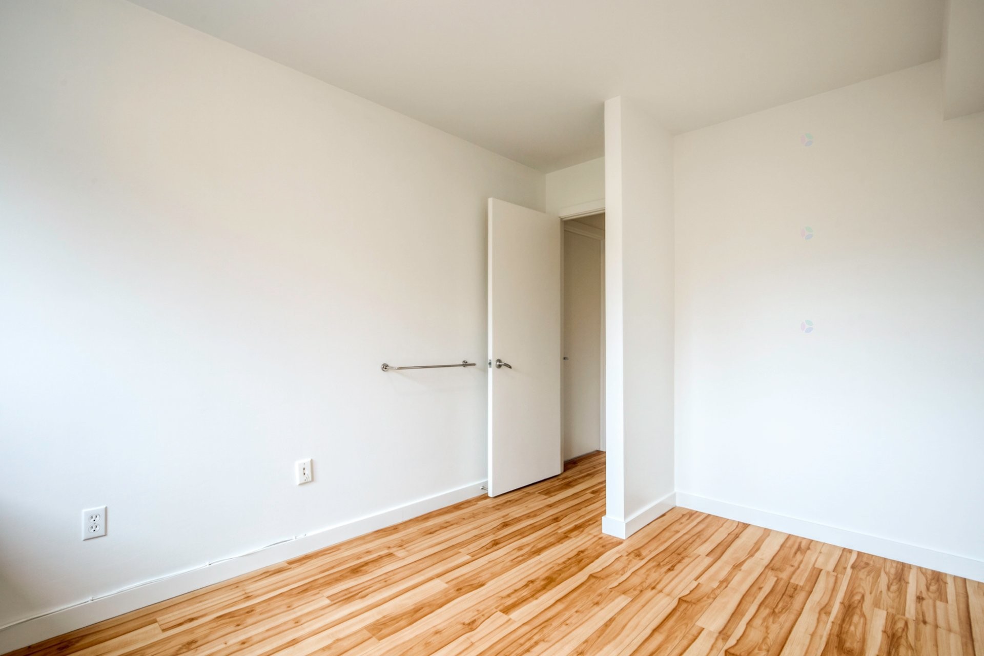 









1825


Rue Dunant

, 301,
Saint-Bruno-de-Montarville,




QC
J3V2Y3

