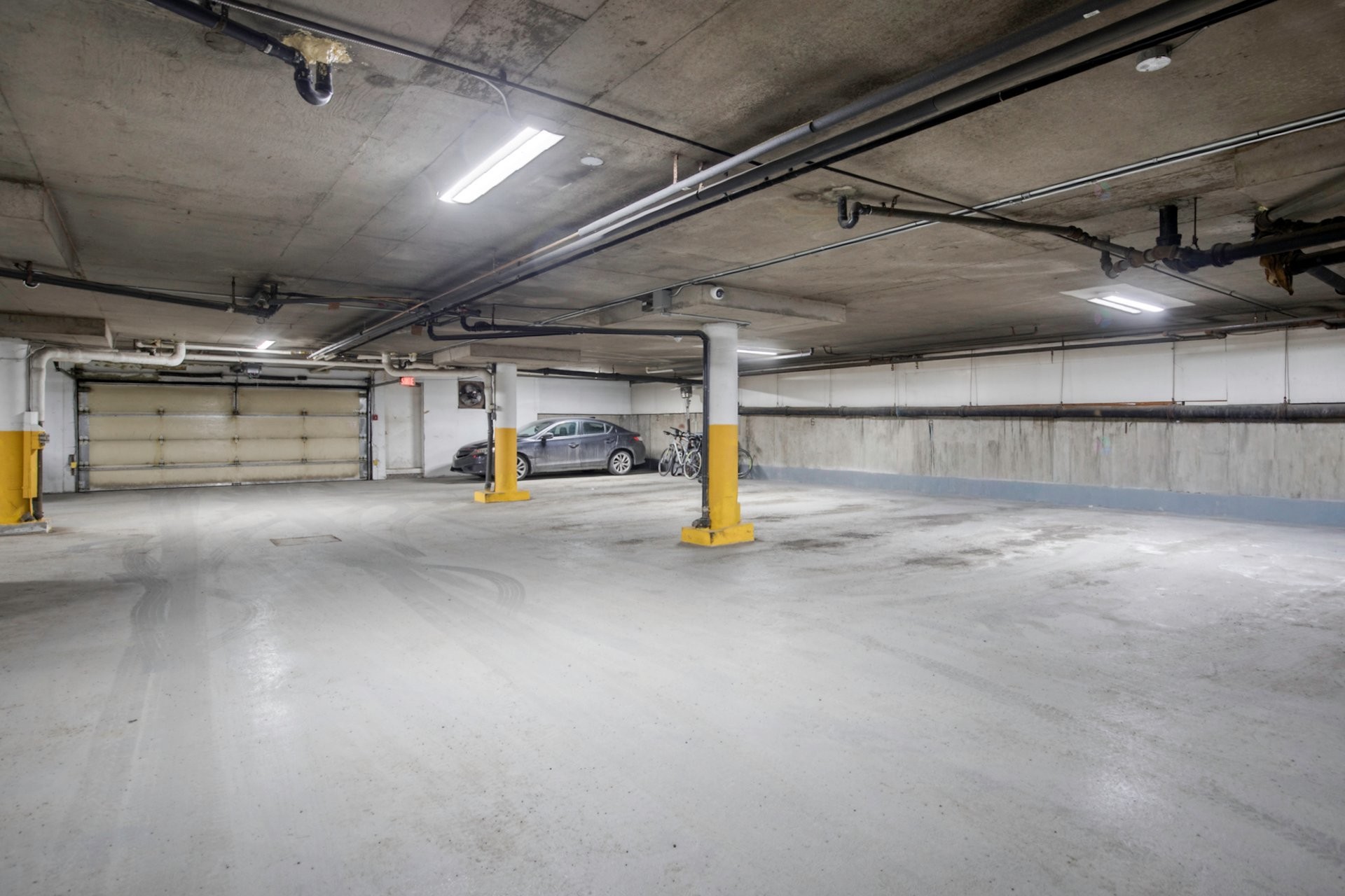 









1825


Rue Dunant

, 301,
Saint-Bruno-de-Montarville,




QC
J3V2Y3

