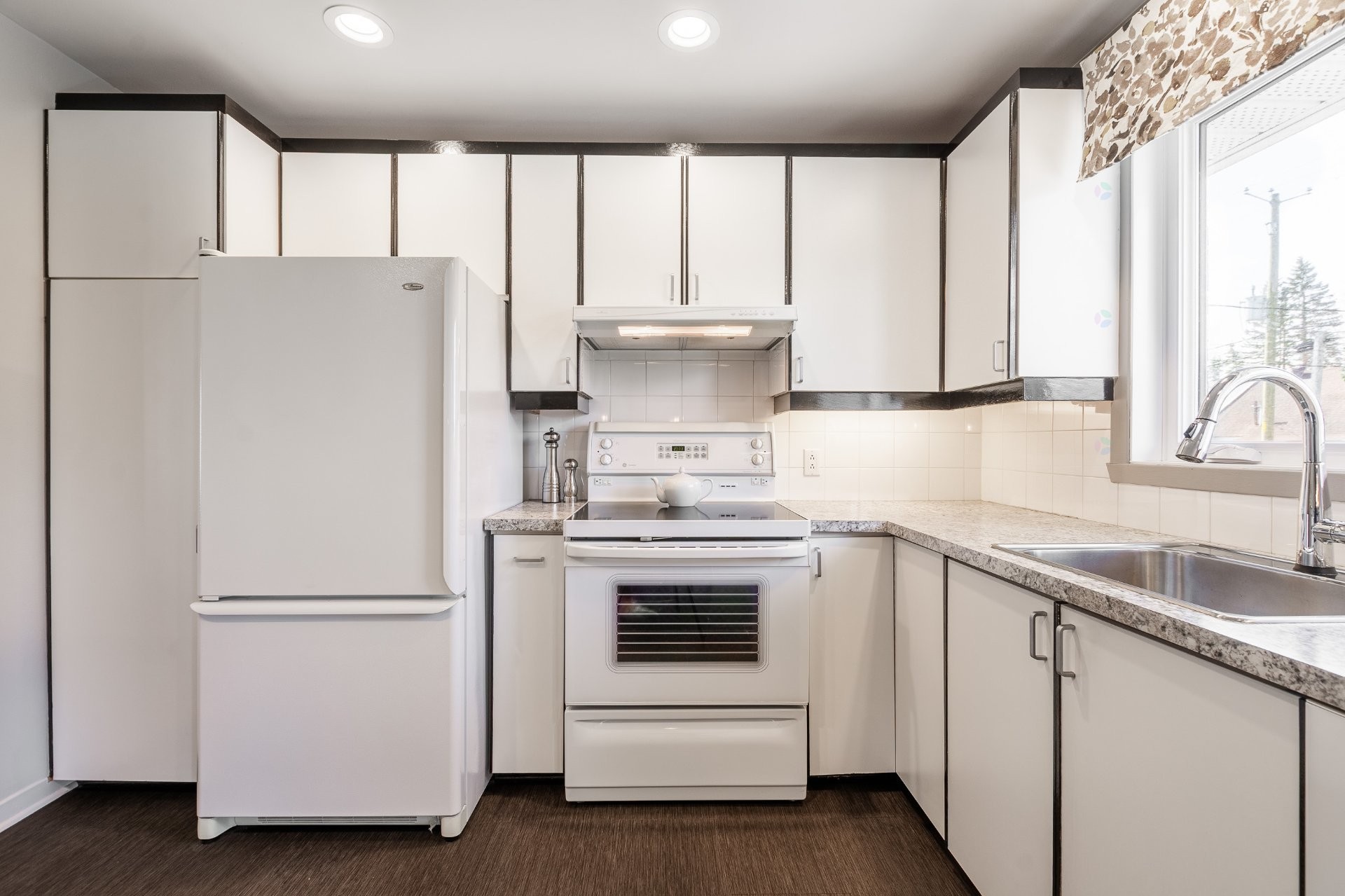 









1713


Rue Loyseau

,
Saint-Bruno-de-Montarville,




QC
J3V2X2

