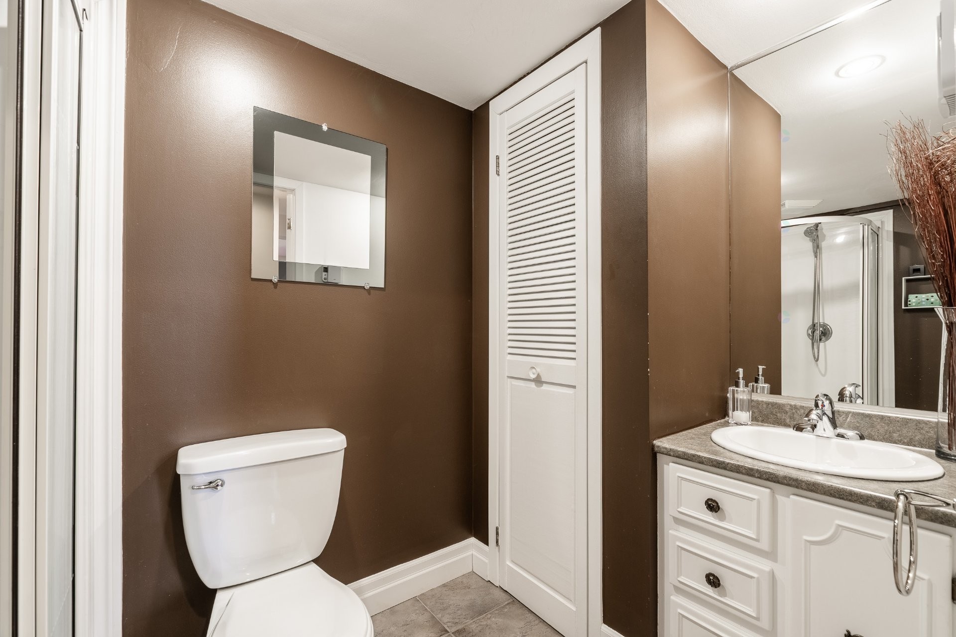 









1713


Rue Loyseau

,
Saint-Bruno-de-Montarville,




QC
J3V2X2

