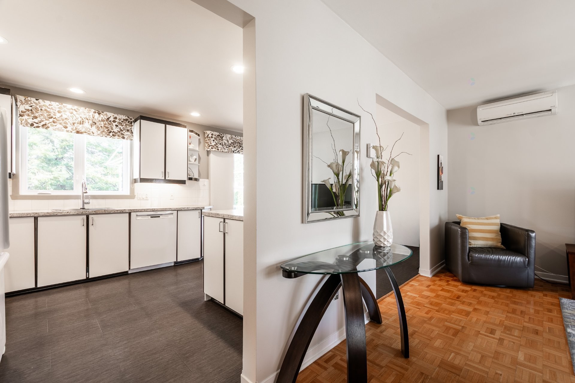 









1713


Rue Loyseau

,
Saint-Bruno-de-Montarville,




QC
J3V2X2

