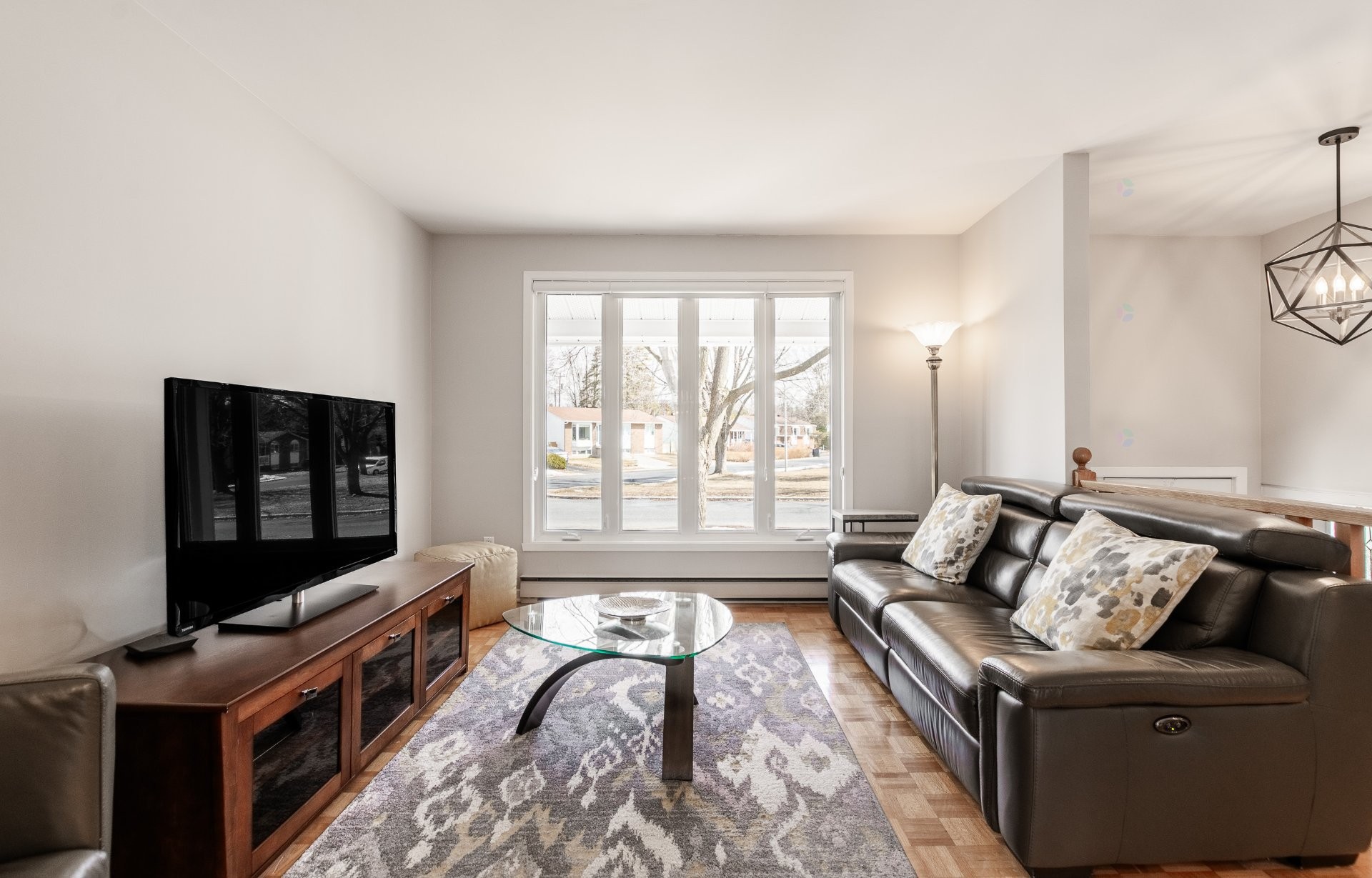 









1713


Rue Loyseau

,
Saint-Bruno-de-Montarville,




QC
J3V2X2

