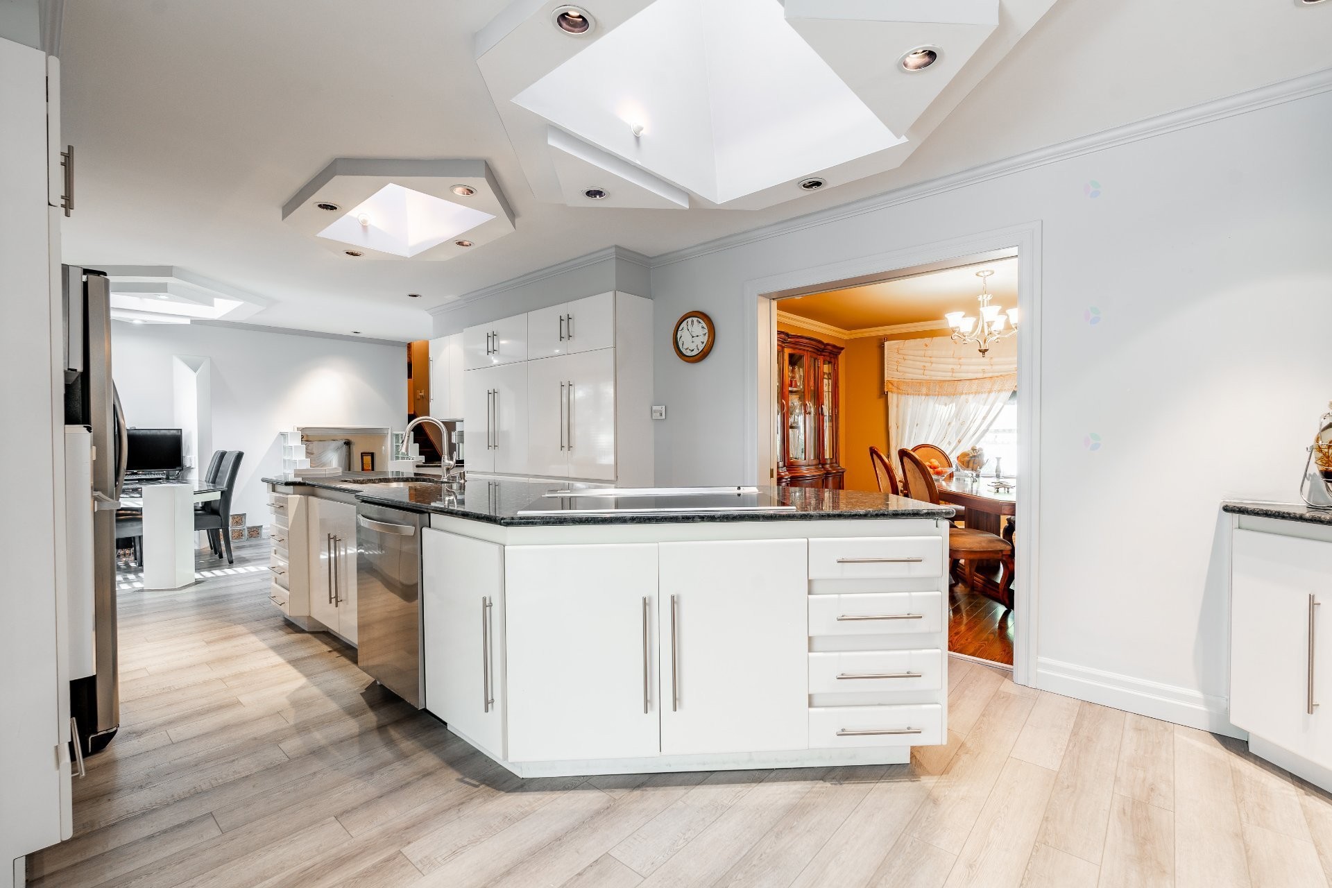 









234


Rue Plamondon

,
Repentigny (Repentigny),




QC
J6A7E4

